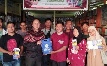 Direktur UT Batam Berkunjung ke PKBM Anambas Cerdas