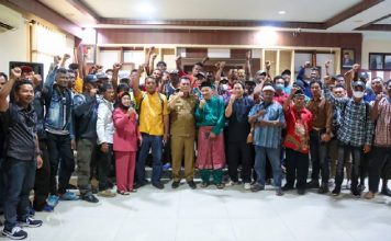 Dihadapan Suku Laut, Gubernur Ansar Komitmen Sejahterakan Masyarakat Pesisir