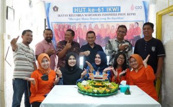 IKWI Kepri Ikut Potong Tumpeng Serentak Seluruh Indonesia Rayakan HUT Ke-61