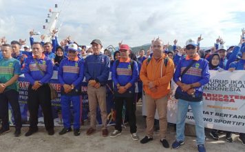Kadisdikpora Dampingi Sekda Lingga Lepas 133 Pelajar Untuk Mengikuti POPDA Kepri Ke VIII