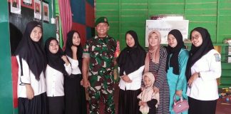 Babinsa Koramil 07/Palmatak Gelar Komsos Rutin Dengan Tenaga Pengajar PAUD Payalaman