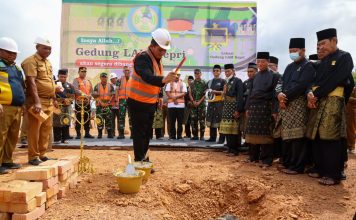 Gubernur Ansar Letakkan Batu Pertama Pembangunan Gedung LAM Kepri