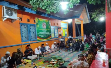 Perjasirga Bersama Ketua MUI Lingga Gelar Zikir Bersama di Halaman Polindes Kote Sakti