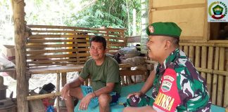 Babinsa Koptu Suhendra Jalin Komsos dengan Warga Binaan di Desa Liuk, Siantan Tengah