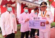 Gubernur Ansar Serahkan Remisi dan E-KTP Untuk Warga Binaan se Kepri