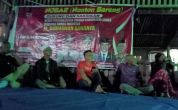 Dukung Atlet Daerah di Timnas, Bupati Lingga Nobar Bersama Warga