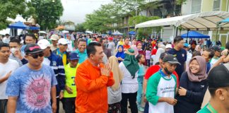 Gubernur Ansar Senam Pagi Bersama Masyarakat Tiban Indah, Batam