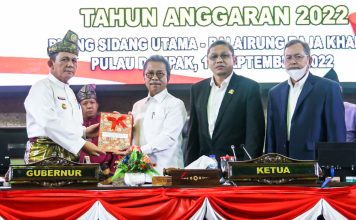 Gubernur Ansar Sampaikan Nota Keuangan dan Ranperda APBD-Perubahan 2022