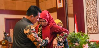 Gubernur Ansar Kukuhkan Hj. Dewi Kumalasari Sebagai Bunda Literasi Kepri