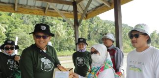 Program Konservasi Mangrove Harbour Energy Menerima Penghargaan dari Bupati Anambas