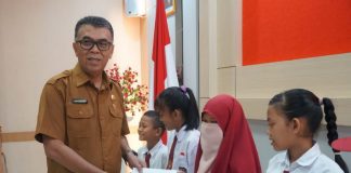 Terima Kunjungan Siswa SD 004 Pian Tengah, Bupati Natuna Berikan Motivasi dan Semangat Menggapai Cita-cita