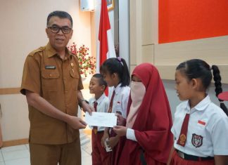 Terima Kunjungan Siswa SD 004 Pian Tengah, Bupati Natuna Berikan Motivasi dan Semangat Menggapai Cita-cita