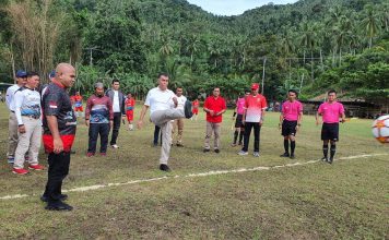 Bupati Natuna Buka Tournament Sepak Bola Desa Tanjung Batang