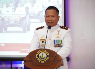 Dari Wilayah Terluar Perbatasan NKRI, Danlanal Tarempa Pimpin Peringatan HUT TNI Ke-77