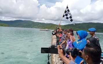Danlanal Tarempa Gelar Lomba Jongkong Layar di Kampung Bahari Nusantara
