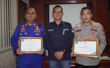 Tiga Pejabat Utama Polda Kepri Raih Penghargaan