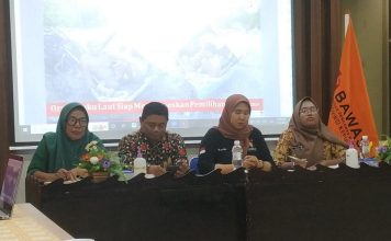 Gandeng PWI, Bawaslu Lingga Beri Edukasi Media Sosial Kepada Ormas