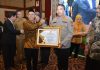 Polda Kepri Terima Anugerah Keterbukaan Informasi Publik Tahun 2022
