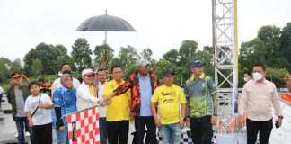 Gubernur Ansar Buka Kejurnas Grand Final Drag Race 2022