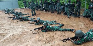 Prajurit Lanal Ranai Asah Kemampuan Menembak