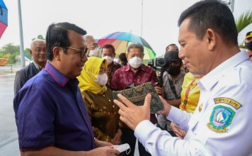 Gubernur Ansar Sambut Kedatangan Ketua Makamah Agung RI