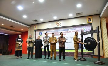 Sekdaprov Kepri Buka Kegiatan Pelatihan dan Pengembangan UMKM