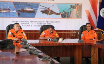 Basarnas Natuna Gelar Latihan Penyelamatan Pesawat Jatuh ke Laut