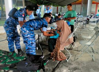 Lanud RSA Buka Posko Pengobatan Gratis Pasca Bencana Banjir di Natuna