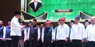 Gubernur Ansar Lantik Majelis Pengurus ICMI Orda Kota Batam