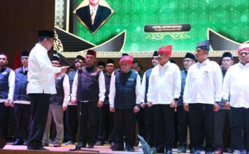 Gubernur Ansar Lantik Majelis Pengurus ICMI Orda Kota Batam