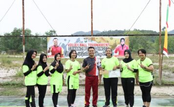 Final dan Penutupan Turnamen Bola Voli Srikandi Polres Lingga Dalam Rangka Memperingati Hari Ibu