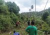 Kades Nyamuk Goro Bersama Warga Buka Jalan Menuju TPA Sampah