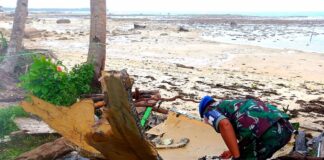 Lanud RSA Amankan Materiel Diduga Puing Pesawat