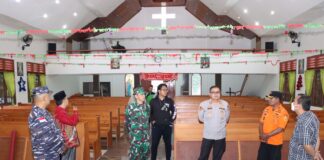 Pastikan Perayaan Malam Natal Aman, Kapolres Bersama Forkopimda Natuna Pantau Gereja