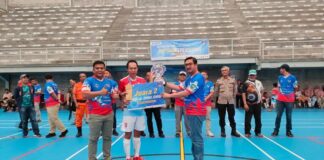 Sekda Natuna Tutup Open Turnamen Futsal Kepemudaan