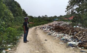 Sampah di TPA Natuna Berserakan, Ganggu Pengguna Jalan