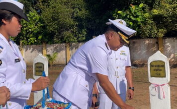 Peringati Hari Dharma Samudera, Lanal Ranai Ziarah ke TMP