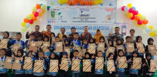 32 Siswa-Siswi Library English Class Gelombang Pertama Diwisuda