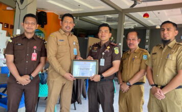 Cabjari Natuna di Tarempa Terima Penghargaan dari Pemkab Anambas