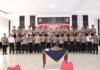 Kapolres Pimpin Upacara Kenaikan 22 Personel Polres Lingga