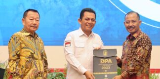 Serahkan DPA, Gubernur Ansar Instruksikan SKPD Segera Jalankan APBD 2023