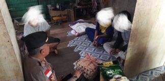 Kapolsek Siantan Berikan Tali Asih Kepada Keluarga Korban Pencabulan Anak Dibawah Umur