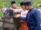 Kunjungi Desa Kelumu, Bupati Lingga Tinjau Tambak Kepiting Bakau
