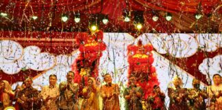 Gubernur Ansar Ikut Memeriahkan Malam Tahun Baru Imlek 2574 di Kota Lama Tanjungpinang