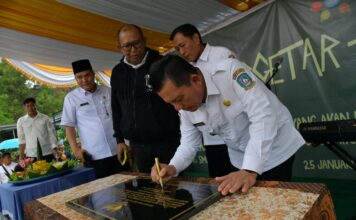 Gubernur Ansar Resmikan Fasilitas Gedung di SMAN 25 Batam