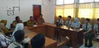 Kadis Kominfo Natuna Terima 8 Siswa-siswi Magang dari Anambas