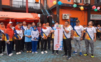 Meriahkan HUT Basarnas Ke-51, Kantor SAR Natuna Gelar Jalan Santai Sehat