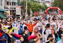 Gubernur Ansar Ikut Senam Sehat Sempena Flyover Celebration