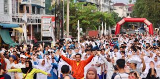 Gubernur Ansar Ikut Senam Sehat Sempena Flyover Celebration