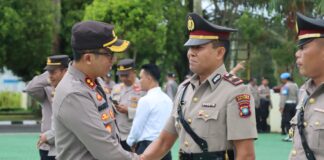 Kapolres Pimpin Upacara Serah Terima Jabatan Kapolsek Bungbar dan Pulau Laut